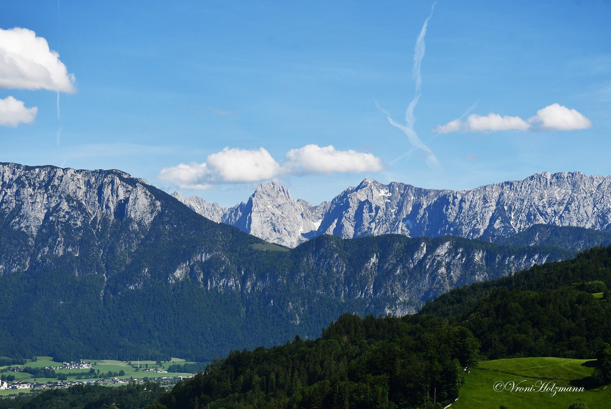 Havent shared much recently. I have very close loved ones in hospitals and had to cancel some touring for this. Please bear with me until I manage to find myself enough to tell you about my tours and other things. Will try for the weekend. Pic of the beautiful Wilder Kaiser x