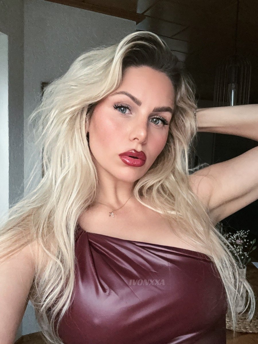 Guten Morgen . 😌Ich bin wach und du darfst mich jetzt mit einer Kaffeesendung verwöhnen und mir den Tag versüßen ☕️💸.