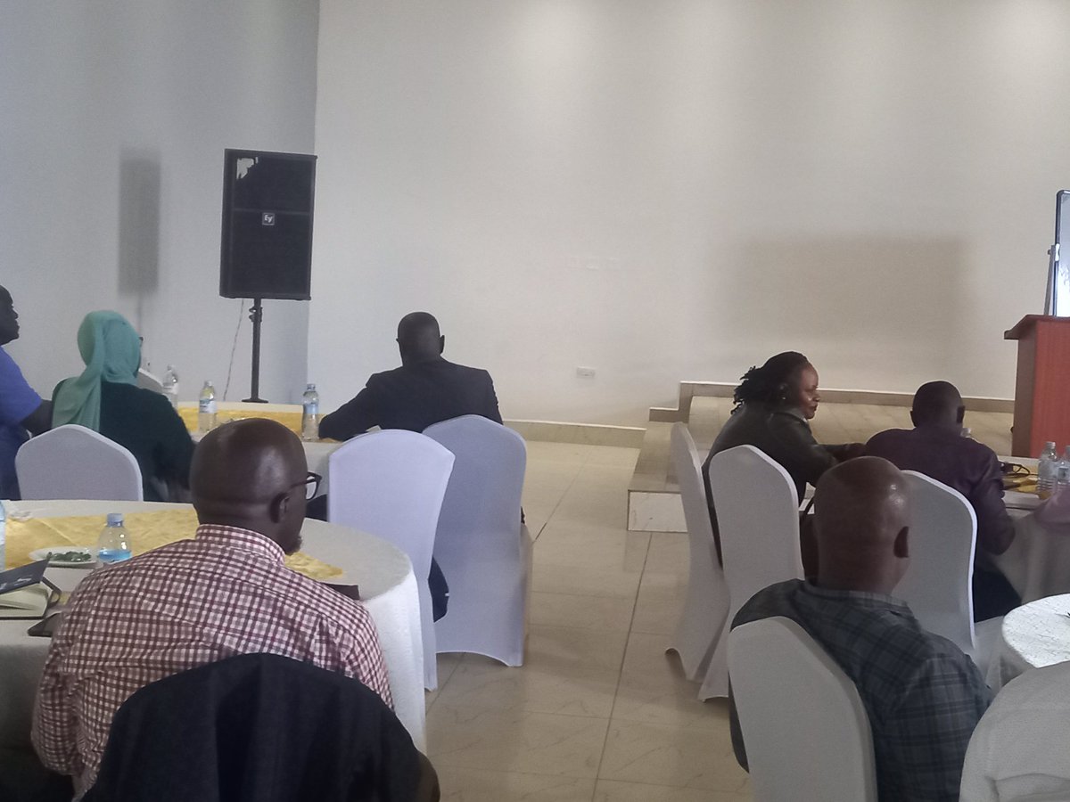 LyantondeLocal's tweet image. Day 1 of a 2-day communication retreat underway at Zebra Hotel Masaka! Bringing together comms officers from Greater Masaka &amp;amp; Mpigi, alongside DISOs, facilitated by MoICT &amp;amp; ISO. Strengthening collaboration &amp;amp; info sharing across regions! #CommunicationMatters #Collaboration