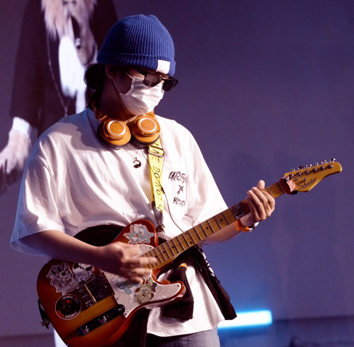 안녕하세요 퍼퓸밴드 입니다.

팀 기타리스트인 망고님께서 학업으로 인해 더이상의 밴드 활동을 지속하기 힘들어 퍼퓸밴드를 떠나게 되었습니다.

각자의 길을 걸어가게될 망고님에게 행복한 일이 가득하길 빌며, 많은 응원 부탁드립니다.

감사합니다.