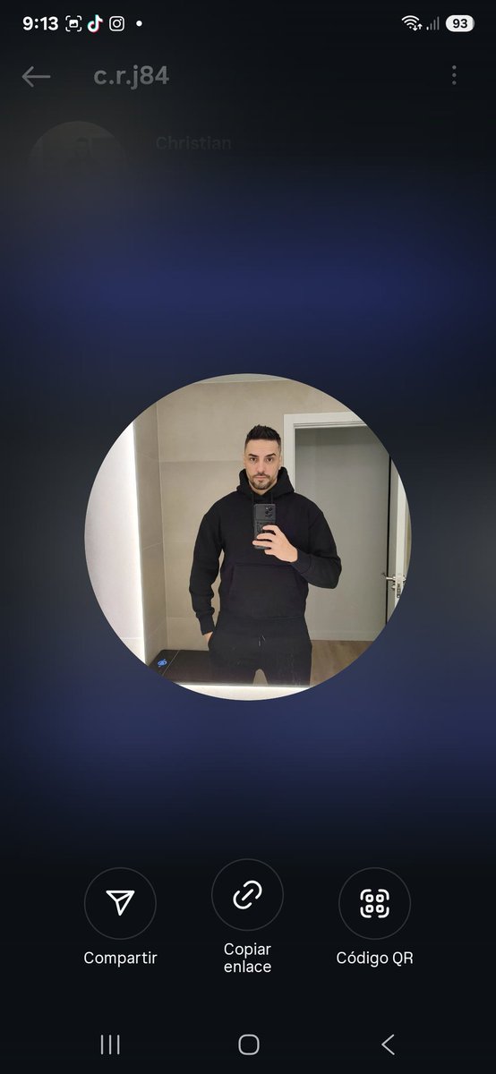 estos dos piensan que las mujeres somos de usar y tirar 😭 os dejo sus fotos por si la vida os cruza con ellos 🩷