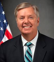 EstonKwach's tweet image. There are calls for the arrest of Senator Lindsey Graham for sedition.
This is because the senator allegedly signed deals with Ukraine (a foreign nation) - without authority or knowledge of the US President.
Russia Ukraine Trump