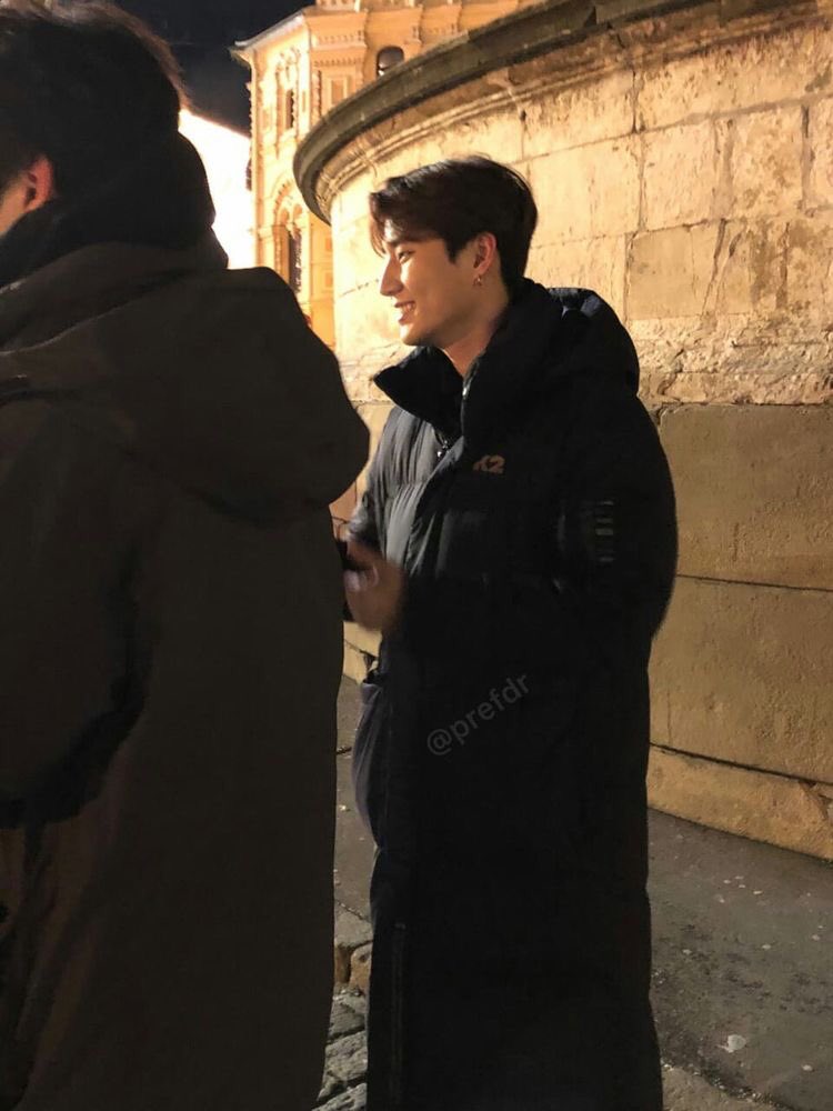 <a href="/DKyungna/">⋆˚࿔ Kiwiw_𝜗𝜚˚⋆ꫂ❁</a> Ini fotonya pas disamperin polisi. Di Moscow waktu itu