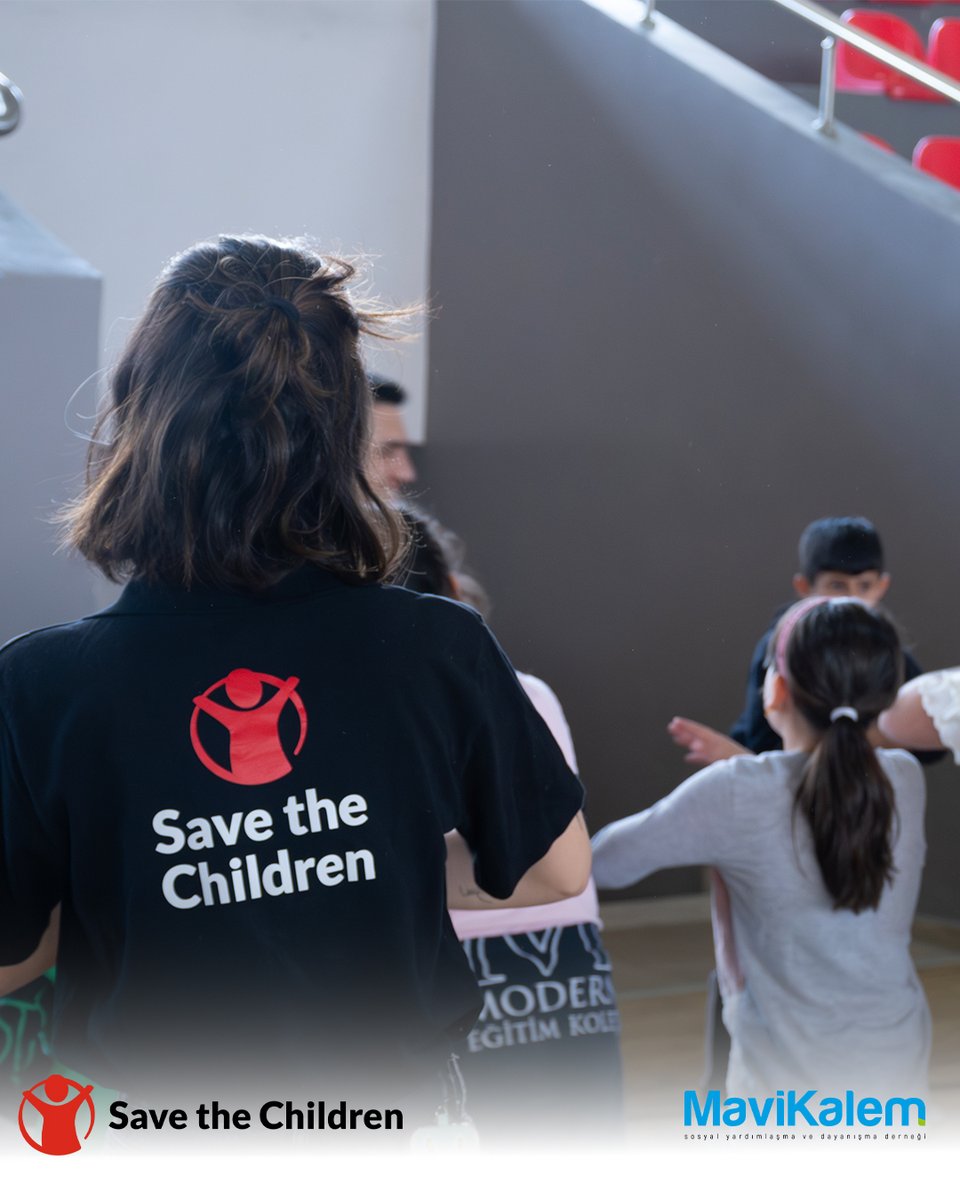 Save the Children Türkiye (@savechildrentr) on Twitter photo Save the Children Türkiye olarak <a href="/MaviKalem/">Mavi Kalem Derneği</a>’in iş birliğiyle GOALS Projesi kapsamında İstanbul'da hayata geçirdiğimiz Arkadaşımı Destekliyorum Festival’inde, çocuklar doyasıya eğlendi. 👫🎈 Save the Children Türkiye olarak <a href="/MaviKalem/">Mavi Kalem Derneği</a>’in iş birliğiyle GOALS Projesi kapsamında İstanbul'da hayata geçirdiğimiz Arkadaşımı Destekliyorum Festival’inde, çocuklar doyasıya eğlendi. 👫🎈