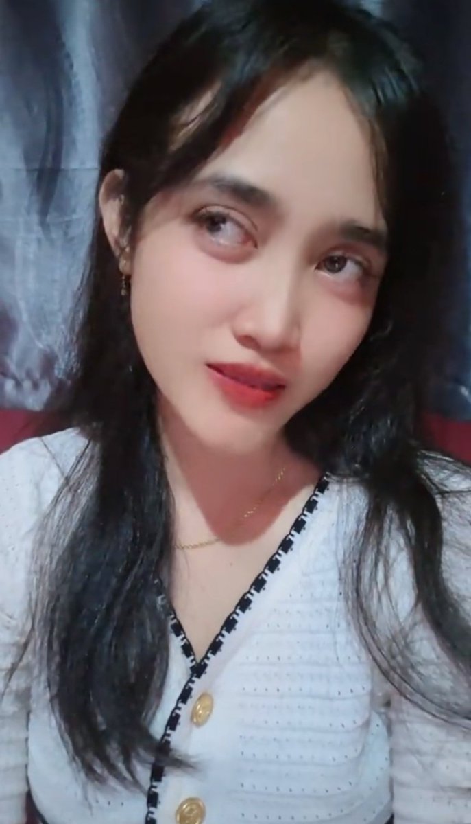 hyipi14's tweet photo. Liat dia buka celana ih serem #kontlin #pejuhin https://t.co/53L8gtbPSX