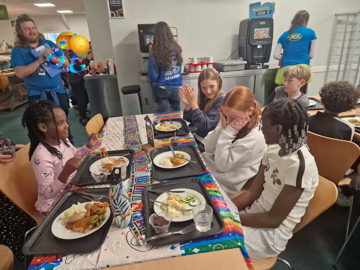 Ravensworth Primary School tweet media