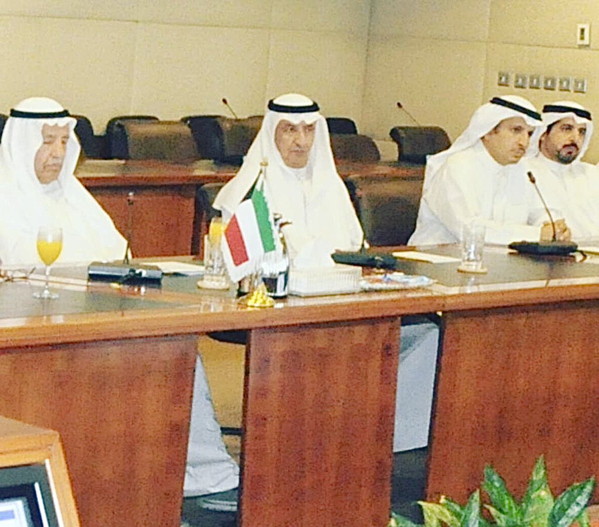 تعازينا الصادقة لأسرة الفجي الكرام

لوفاة العم محمد حمود الفجي  ونسأل المولى عزوجل ان يرحم الفقيد ويغفر له ويتغمده بواسع رحمته ويسكنه فسيح جناته ويلهم أهله وذويه الصبر والسلوان.

انا لله وانا اليه راجعون