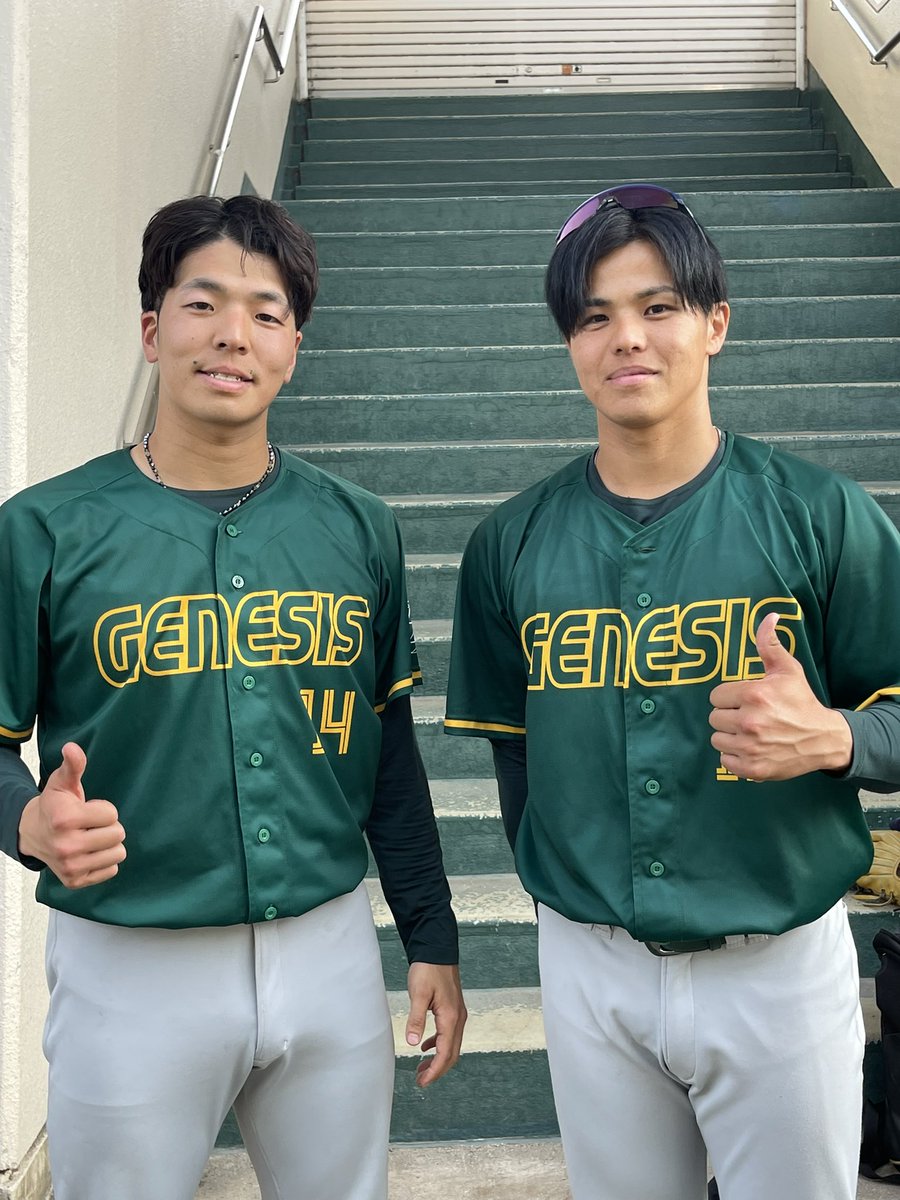 GENESIS FUKUOKAのHFL出身者とお話しできました。

KAMIKAWA・士別サムライブレイズOBの藤本亮太投手と美唄ブラックダイヤモンズOBの伊敷聖羅選手。

藤本投手は1回無失点、伊敷選手はノーヒットではありましたがスタメン出場しました。

北海道から遠く離れた福岡で頑張る姿を見られて良かったです‼️