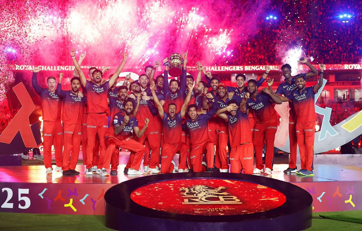 pris591's tweet photo. God is great 😭❤️🤌🏻
Thank you universe ❤️🏆

#RCBvsPBKS #ViratKohli𓃵 #IPLFinals #IPL2025Final #RCBvsPBKSfinal #EeSalaCupNamdu #ViratKohli #IPL2025 https://t.co/dFqZDDA8Yz