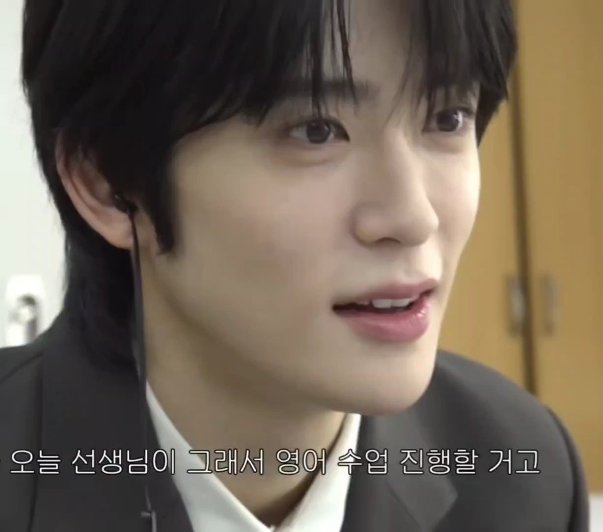 yun; tweet media