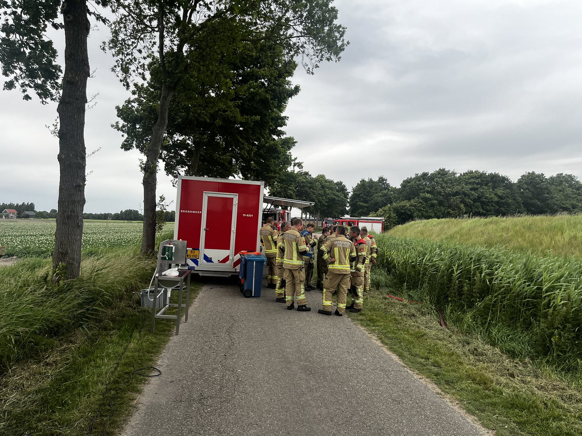 Verzorging opgestart bij grote brand in Oosterland