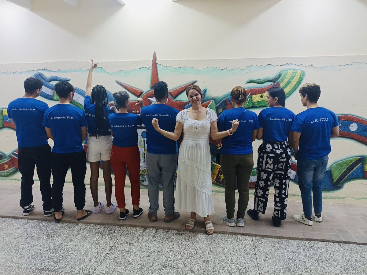 ujc_galenos_cmg's tweet photo. La #FCMC dirigida por nuestras Decana @decanatofcmc acompañada por la @FeuGaleno88374 esperamos la llegada del 45 Aniversario de nuestras Casa de Altos Estudios
#45UCMCamagüey #SiempreJoven #PorCamagüeyTodo https://t.co/DJ8UYmqfMb