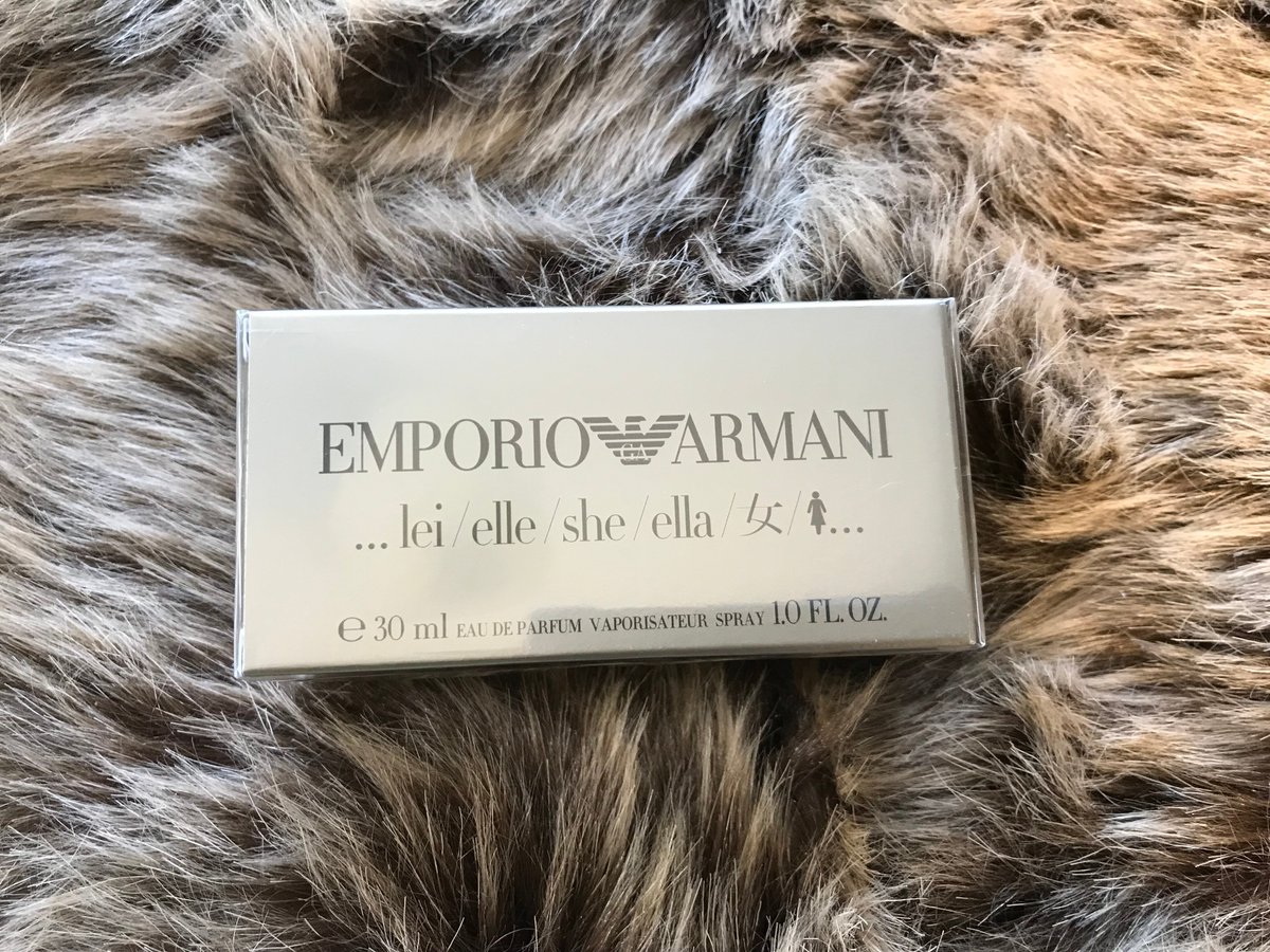 dendashop0's tweet photo. 🌟 Elegance Across All Languages Subtle yet captivating, Emporio Armani’s She is a fragrance that transcends cultures. A delicate expression of femininity in every spritz. 📷 Eau de Parfum – 30ml #EmporioArmani #SheIsArmani #TimelessElegance #FragranceLovers https://t.co/rDapl05YDG