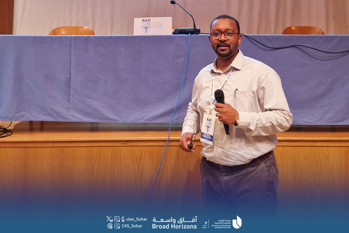 UTAS_Suhar's tweet photo. #يوتاس_صحار

شارك الدكتور واصل هاشم محمد رئيس قسم الهندسة بجامعة التقنية والعلوم التطبيقية بصحار بتقديم ورقة علمية بعنوان المنهجية العلمية لقياس تركيز غاز الرادون المشع في سلطنة عُمان، وذلك في المؤتمر الدولي لتطبيقات الإشعاع والذي عقد بالجمهورية الهيلينية "اليونان" في الفترة من 26 - 30 مايو 2025.

#جامعة_التقنية_والعلوم_التطبيقية_بصحار 
#آفاق_واسعة