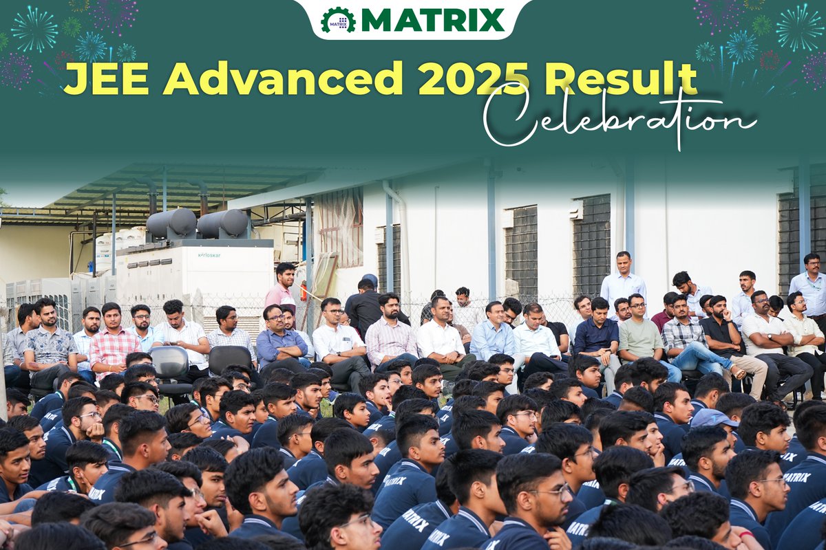 MatrixSikar's tweet image. 🎉 JEE Advanced 2025 Result Celebration at #MatrixSikar! 🕺💃
Matrix rocks JEE Advanced 2025–
⭐AIR 70, Sikar topper
🔥6 in Top 650, 17 in Top 2100, 74 students in Top 5000 AIR
🔥1220+ Qualified
🔥670+ Possible IIT &amp;amp; 1287+ NIT/IIIT selections
 
#jeeadvanced2025 #JEEAdvancedResult