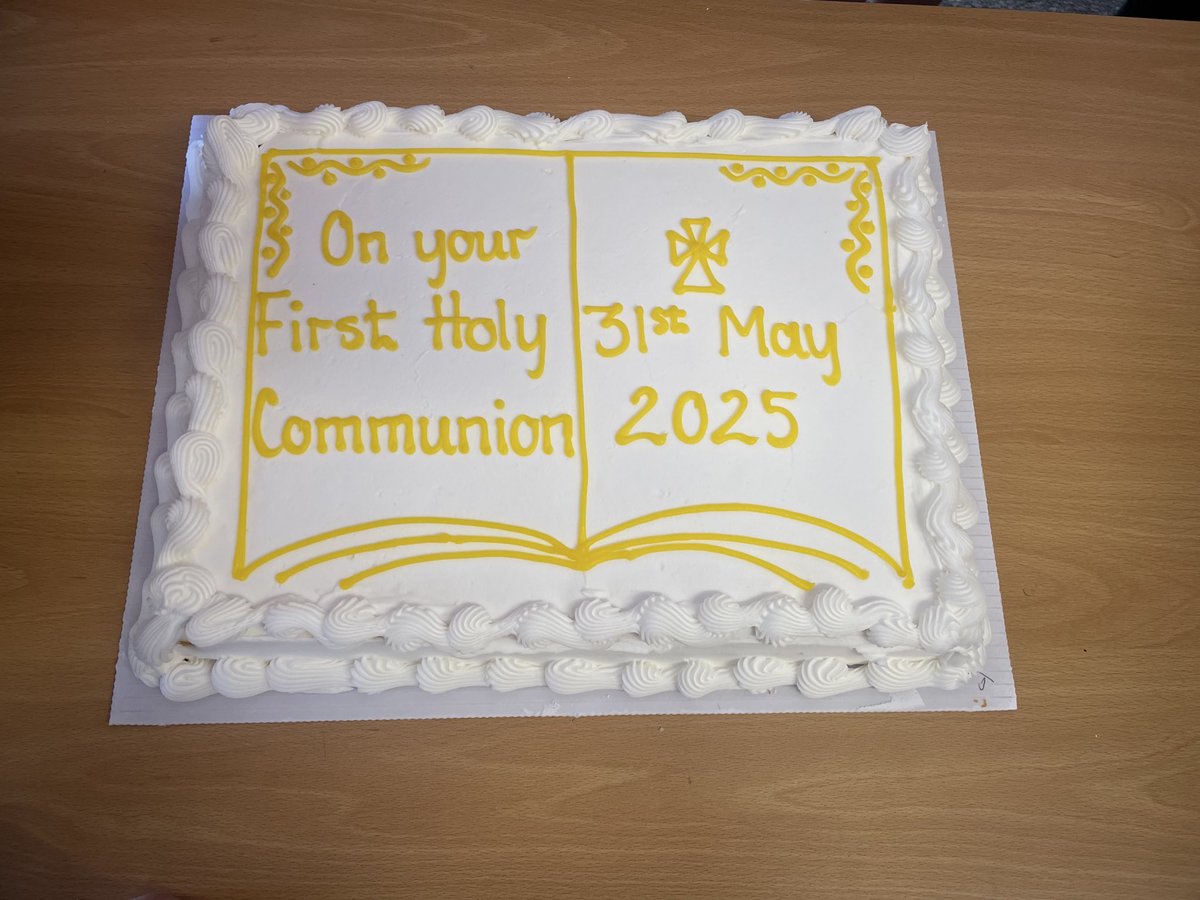 wlstnicholasps1's tweet photo. P4 were very excited to celebrate their sacrament of First Holy Communion with a cake to share! We are very proud of our amazing learners who worked so hard to prepare for their special day 🙏🏻🍰 #rercstnics #believingandachievingstnics https://t.co/grziraWJ14