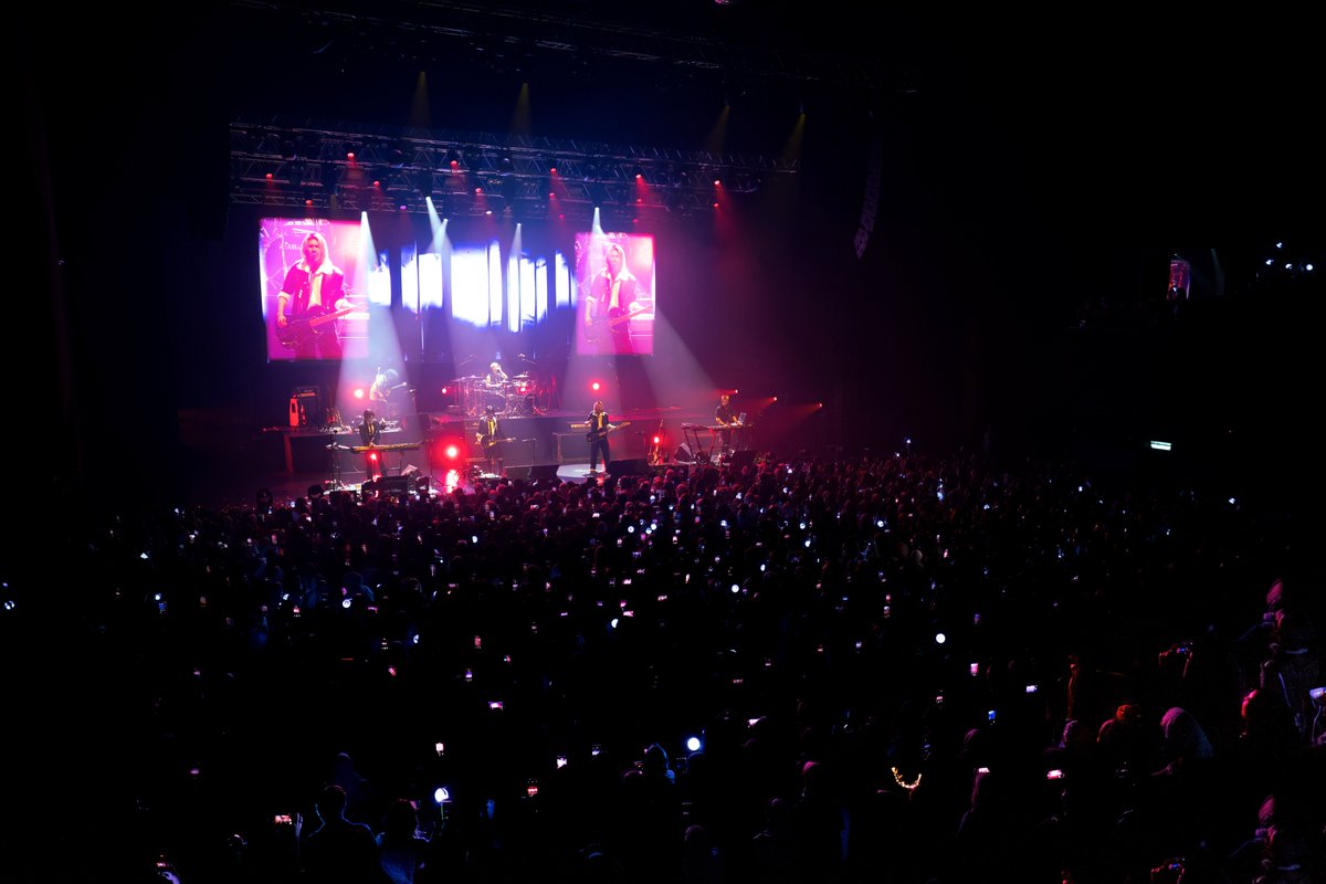 livenationmy's tweet photo. (3/3) https://t.co/uFDUhwx8Ky