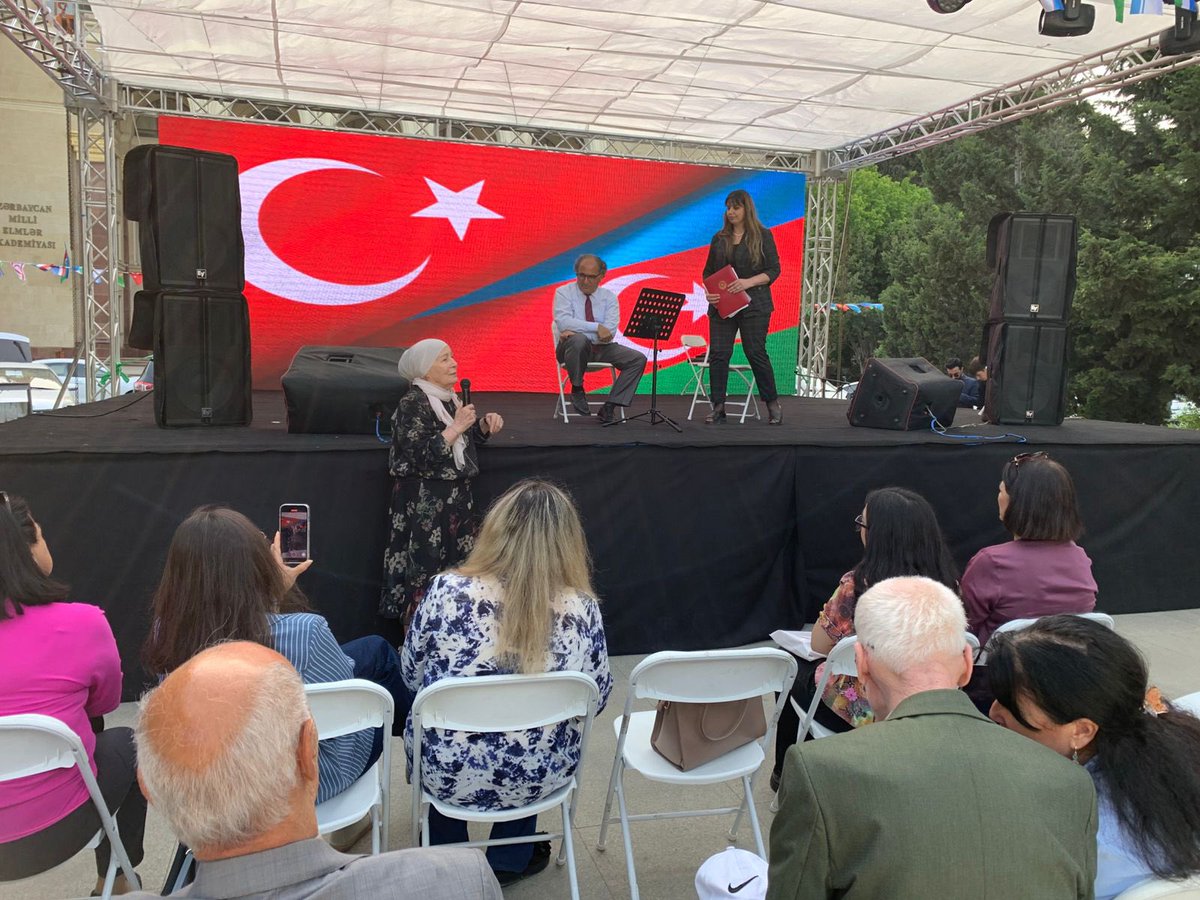 yeeazerbaycan's tweet photo. AMEA Nizami Gencevi Edebiyat Enstitüsü’nün organizasyonu ve Bakı YEE’nin desteğiyle Bakü’de 4. Türk Dünyası Edebiyat ve Kitap Festivali düzenlendi. Festival kapsamında yazar Prof. Dr. Nimet Yıldırım,“Nizami Gencevi: İskendername” konulu bir konferans verdi.
#yeeorgtr #yeebaku https://t.co/FelvhGf0do