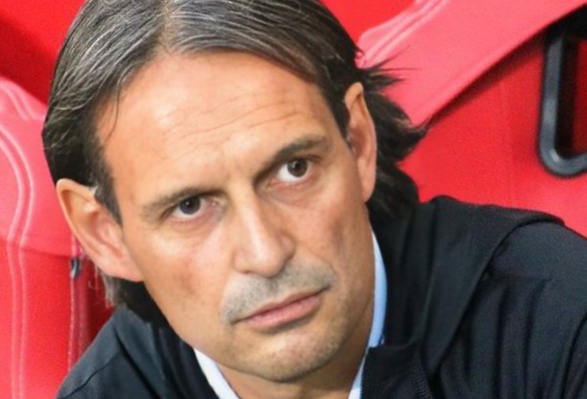 tackleduro's tweet photo. Visto che 5imone viene dipinto come un mix tra Sacchi e Ancelotti...
- L'Inter quest'anno non ha giocato bene, il #Belgioco di Inzaghi è quello del 2024
- invece di pensar alla fine di Champions ha pensato al suo futuro
- scappa per non riperdere con Allegri e Conte https://t.co/mUBGTHfSCR