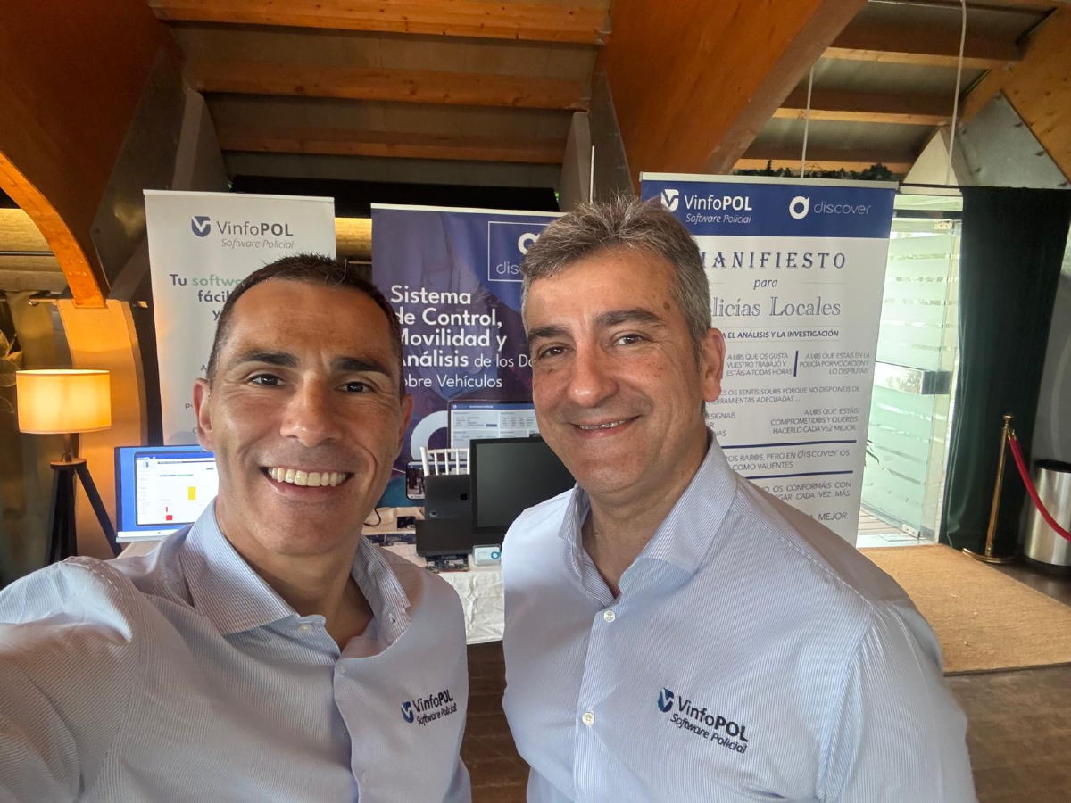 VinfoPOL · Software Policial (@vinfopol) on Twitter photo SeguCITY VIII en Valladolid 👮♂️👮♀️
No hemos fallado ni un año… ¡y esta vez tampoco!
Hoy en nuestro stand hay sorpresa 🎁
¿Buscabas una licencia <a href="/Discover_Elite/">Discover eLite</a>? Puede que hoy sea tu día 😉
¡Acércate y entérate!
#SeguCITY2025 #UNIJEPOL #PolicíaLocal #TecnologíaPolicial #VinfoPOL SeguCITY VIII en Valladolid 👮♂️👮♀️
No hemos fallado ni un año… ¡y esta vez tampoco!
Hoy en nuestro stand hay sorpresa 🎁
¿Buscabas una licencia <a href="/Discover_Elite/">Discover eLite</a>? Puede que hoy sea tu día 😉
¡Acércate y entérate!
#SeguCITY2025 #UNIJEPOL #PolicíaLocal #TecnologíaPolicial #VinfoPOL
