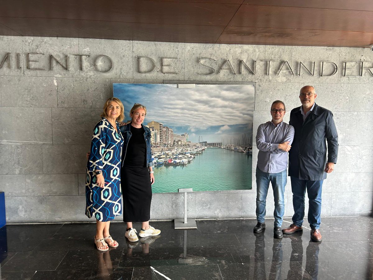 SECOMCyC (@secommxf) on Twitter photo ⚕️ Santander reúne a +400 cirujanos maxilofaciales a partir del jueves 5, vía <a href="/dmontanes/">eldiariomontanes.es</a>
🍀eldiariomontanes.es/cantabria/sant…
#27CongresoSECOMCyC #Santander2025 #Santander2025SECOMCyC ⚕️ Santander reúne a +400 cirujanos maxilofaciales a partir del jueves 5, vía <a href="/dmontanes/">eldiariomontanes.es</a>
🍀eldiariomontanes.es/cantabria/sant…
#27CongresoSECOMCyC #Santander2025 #Santander2025SECOMCyC