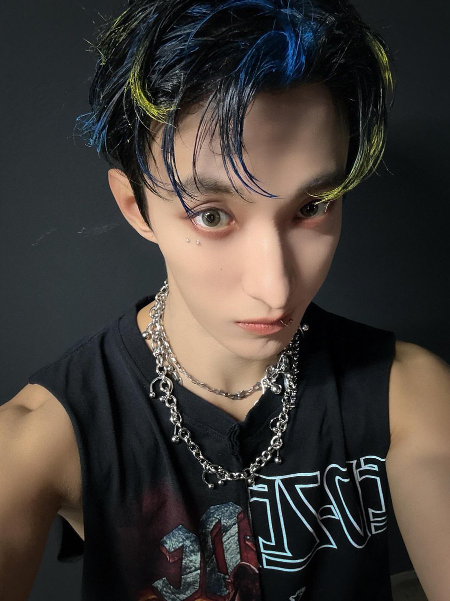 wonubliss's tweet photo. dk_is_dokyeom 🤎📸 #도겸 https://t.co/gDwHtmgSL4