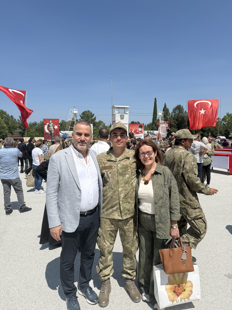 Hayırlısıyla vatani görev tamamlandı, askerimizi teslim aldık 🇹🇷