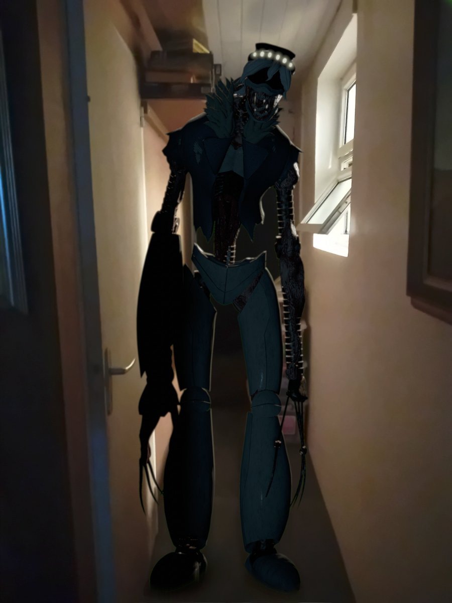 sombro_the's tweet photo. "HE'S INSIDE!" https://t.co/wUG2tT0HFm