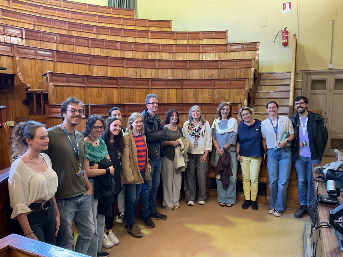 SapienzaFisVe (curated by Pontiggia) (@sapienzafisve) on Twitter photo What an inspiring seminar by Alga Zuccaro at Sapienza! Her talk on root signals and microbiome dynamics was both insightful and thought-provoking. 🌱 <a href="/Team_Zuccaro/">Alga Zuccaro</a> <a href="/SimoneF72643182/">Simone Ferrari</a> #plantscience What an inspiring seminar by Alga Zuccaro at Sapienza! Her talk on root signals and microbiome dynamics was both insightful and thought-provoking. 🌱 <a href="/Team_Zuccaro/">Alga Zuccaro</a> <a href="/SimoneF72643182/">Simone Ferrari</a> #plantscience