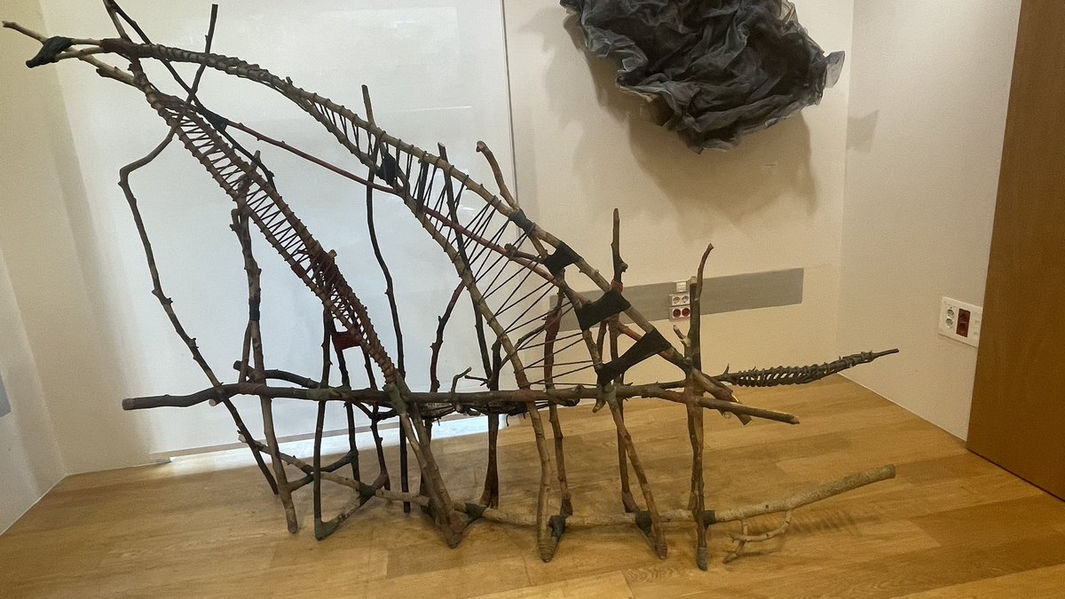 Inauguración de la exposición del artista Marvin Liberman en la Fundación Pons, en Serrano 138 en Madrid. Estará abierta hasta el 5 de junio. #fundacionpons #artista #marvinliberman #madrid #escultura #cultura #salud