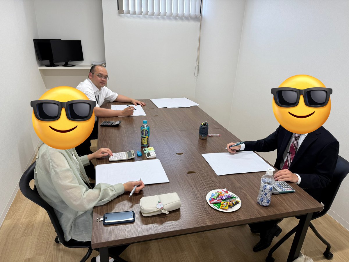 東京在住の大学生で税理士志望の方がウチの事務所見学に来ました。

事務所概要の説明会
ウチの税理士受験生と座談会

その後、見学者も簿記学校にチャレンジ！