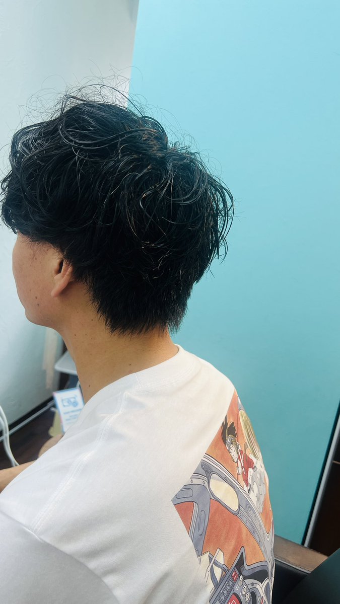 ちょいさっぱりめ✂️来月は刈り上げると思います🏝️

#もっとワイルドにもっとたくましく
#生きてごらん
#ロマンティックあげない
