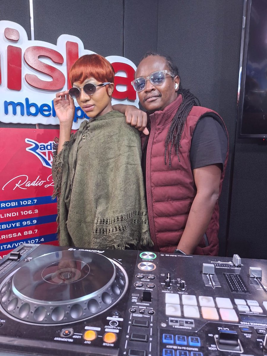 Radio Maisha (@radiomaisha) on Twitter photo Konnect na <a href="/JitabiSuleiman/">Jitabi suleiman</a> na <a href="/Djgenius01/">GENIUS MIND djgenius</a>. 12pm - 3pm.
#KonnectNaClemmoNaJitabi #RadioZaidiYaRadio
Watch us live on radiomaisha.co.ke Konnect na <a href="/JitabiSuleiman/">Jitabi suleiman</a> na <a href="/Djgenius01/">GENIUS MIND djgenius</a>. 12pm - 3pm.
#KonnectNaClemmoNaJitabi #RadioZaidiYaRadio
Watch us live on radiomaisha.co.ke