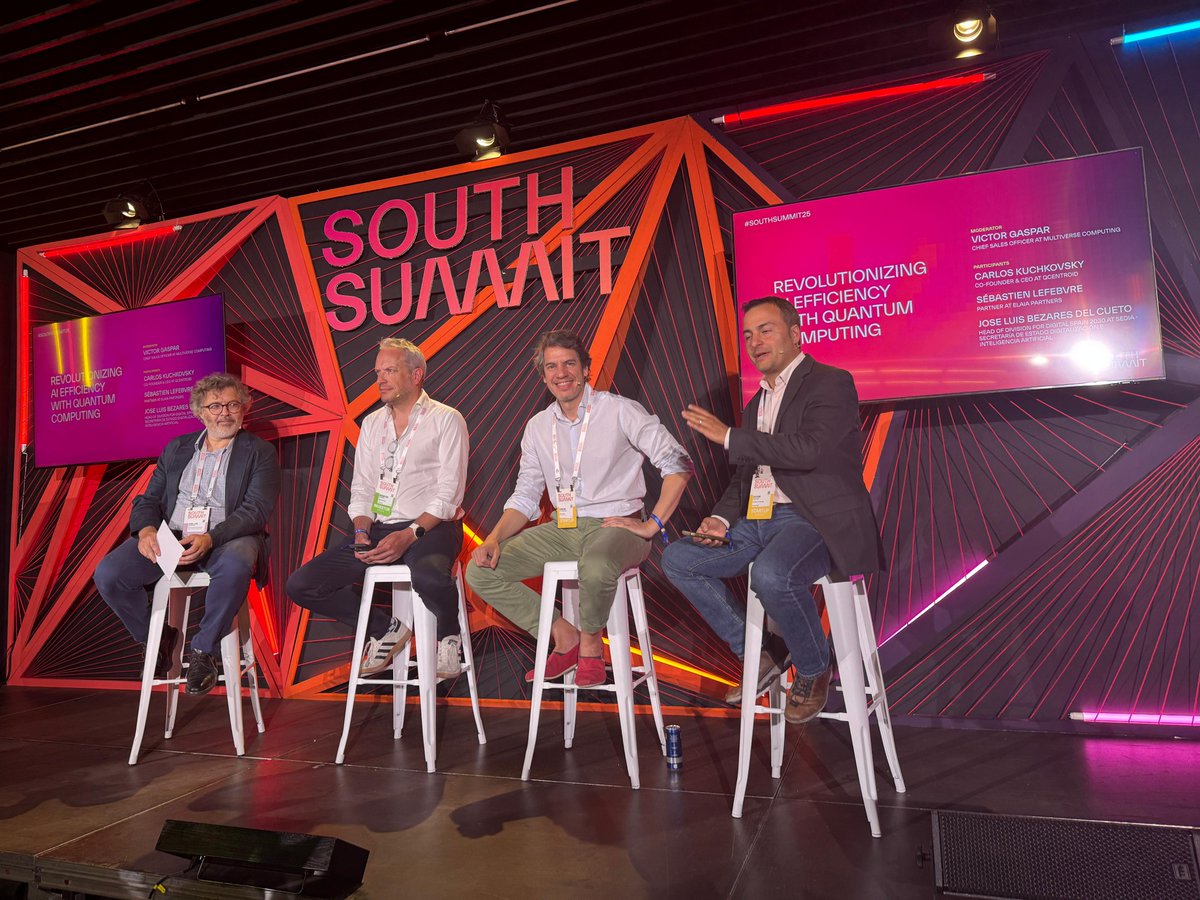 #SouthSummit25 | Arranca el panel 'Revolutionizing AI Efficiency with Quantum Computing' con la participación de <a href="/MisterKUCH/">Carlos Kuchkovsky</a>, CEO <a href="/QCentroidLab/">QCentroid</a>; Sébastien Lefebvre Partner #ElaiaPartners y Jose Luis Bezares Head of Division Digital Spain 2030
<a href="/SEDIAgob/">S.E. Digitalización e Inteligencia Artificial</a>.