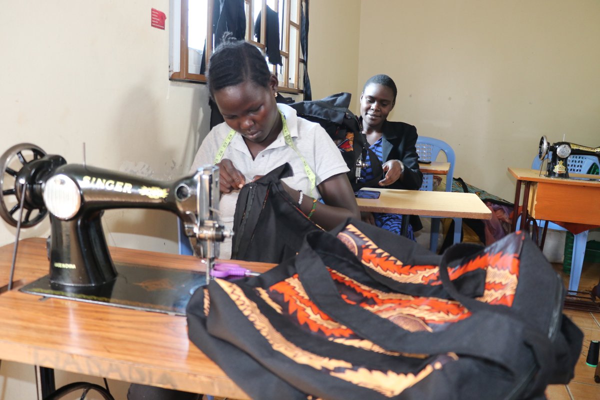 She was a wife at 16. A mother at 17. A fistula survivor by 18.
Dama Cheruto is now healing, learning dressmaking &amp; dreaming of her own biz.
💫YOU can help more women reclaim their lives.
Donate to WADADIA today 👉wadadia-nonprofits.org/donate/
#HerDignityMatters 💕