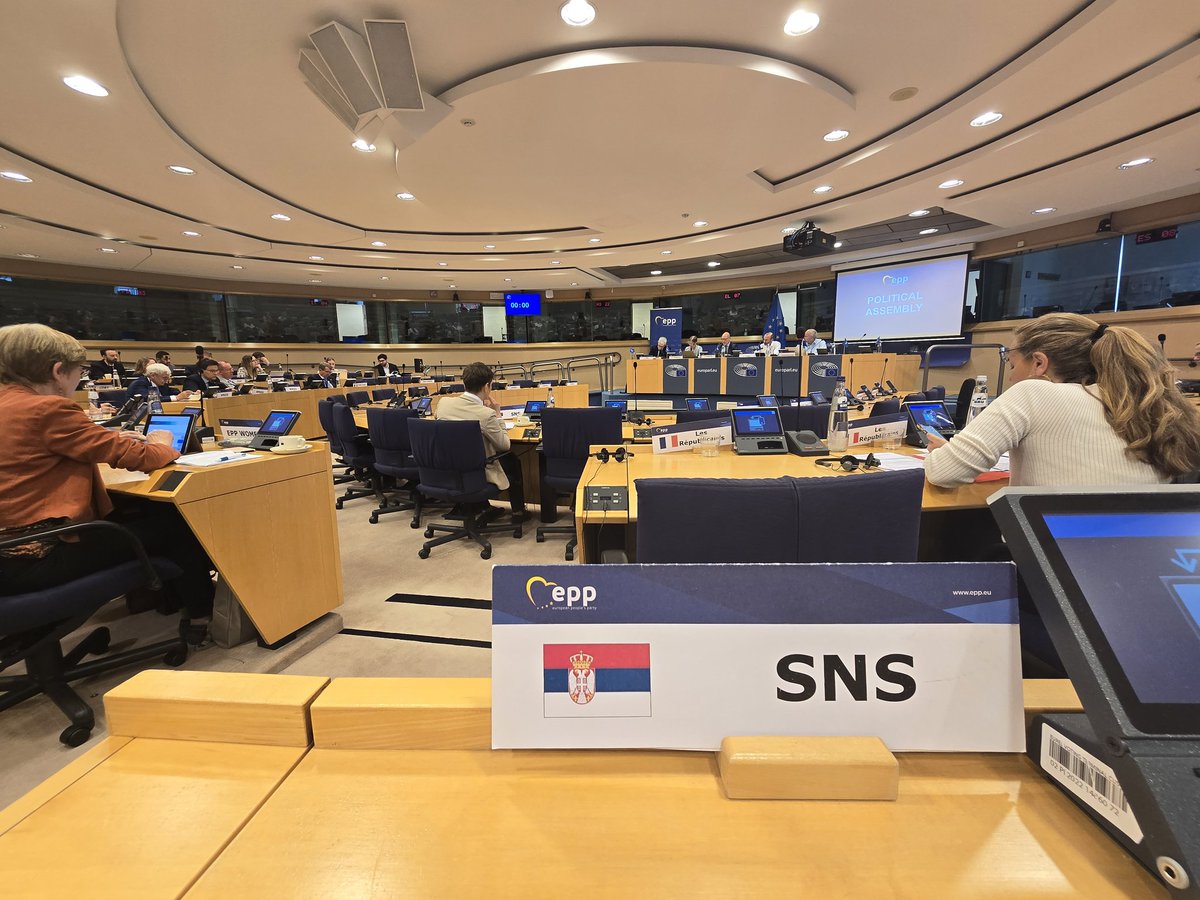 🇷🇸 Proud to represent <a href="/sns_srbija/">СНС СРБИЈА</a> at the <a href="/EPP/">EPP</a> Political Assembly today with <a href="/anabrnabic/">Ana Brnabic</a> &amp; <a href="/BozicSandra/">Sandra Bozic</a>!

🇪🇺 As part of Europe’s largest political family, we’re paving the way for Serbia’s EU membership.

🚀 Full speed ahead on our European journey!