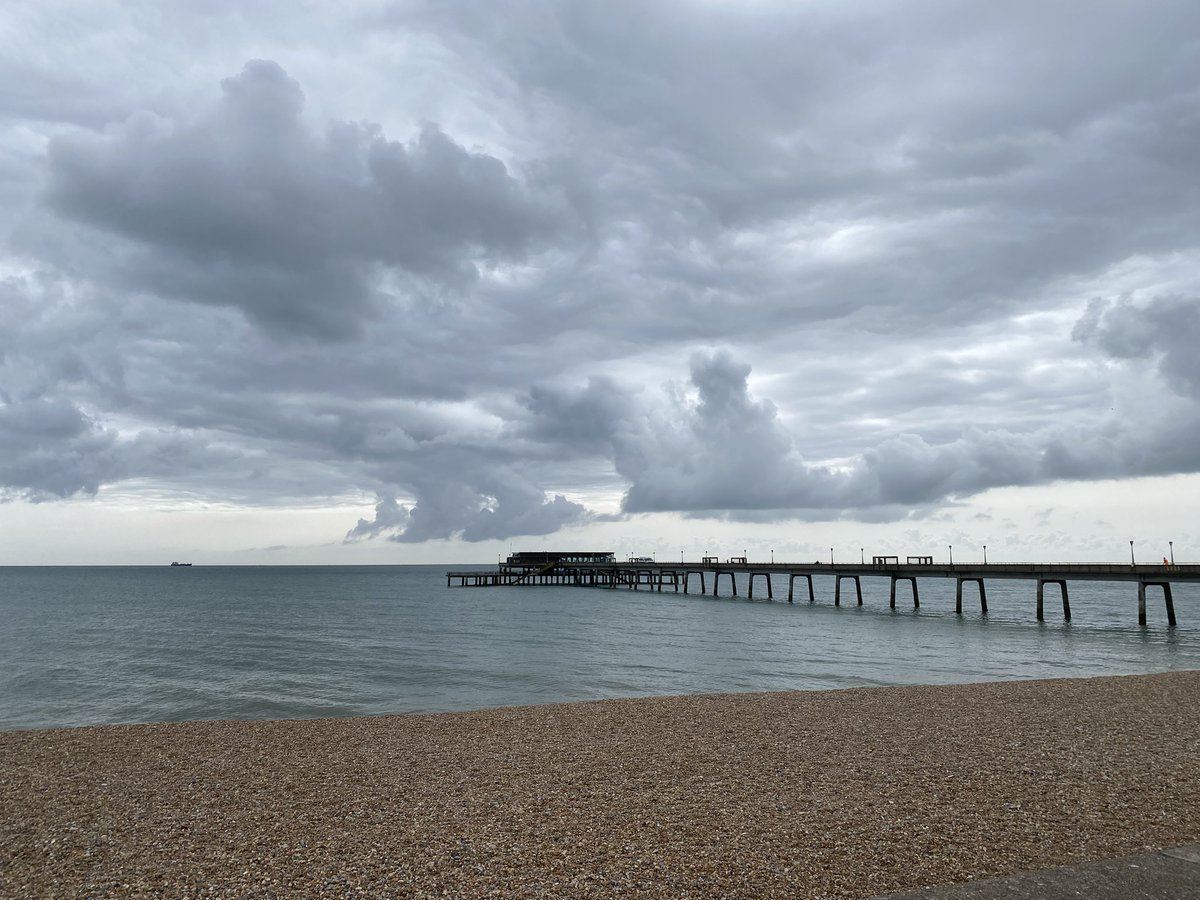 steven collis 📸 (@tintininkent) on Twitter photo Clouds rolling in at #Deal #Kent <a href="/itvmeridian/">ITV News Meridian</a> <a href="/HollyJGreen/">Holly Green - Weather Presenter</a> <a href="/PhilippaDrewITV/">Philippa Drew</a> <a href="/itvweather/">ITV Weather</a> <a href="/manalilukha/">Manali Lukha</a> <a href="/BeckyMantin_/">Becky Mantin</a> Clouds rolling in at #Deal #Kent <a href="/itvmeridian/">ITV News Meridian</a> <a href="/HollyJGreen/">Holly Green - Weather Presenter</a> <a href="/PhilippaDrewITV/">Philippa Drew</a> <a href="/itvweather/">ITV Weather</a> <a href="/manalilukha/">Manali Lukha</a> <a href="/BeckyMantin_/">Becky Mantin</a>