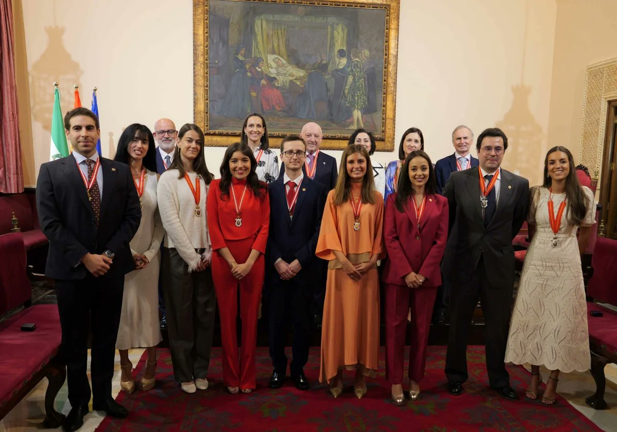 #NuestrosClientesCuentan #Notarios
Nueve nuevos notarios toman posesión para desarrollar su labor en Andalucía. By <a href="/CNotarialCNA/">C.Notarial Andalucía</a> 
abc.es/sevilla/ciudad…
vía <a href="/abcsevilla/">abcsevilla</a> 
#comunicación #confianza #transparencia