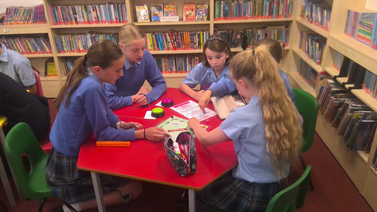 HZG_Academic's tweet photo. Miss MacDonagh's Maths class were very lucky to be joined by 8S this morning. 8S had created Maths games for them to improve their Maths skills. Thank you 8S! #HazlegroveYear4 #HazlegroveYear8 https://t.co/EnZzWDe19K