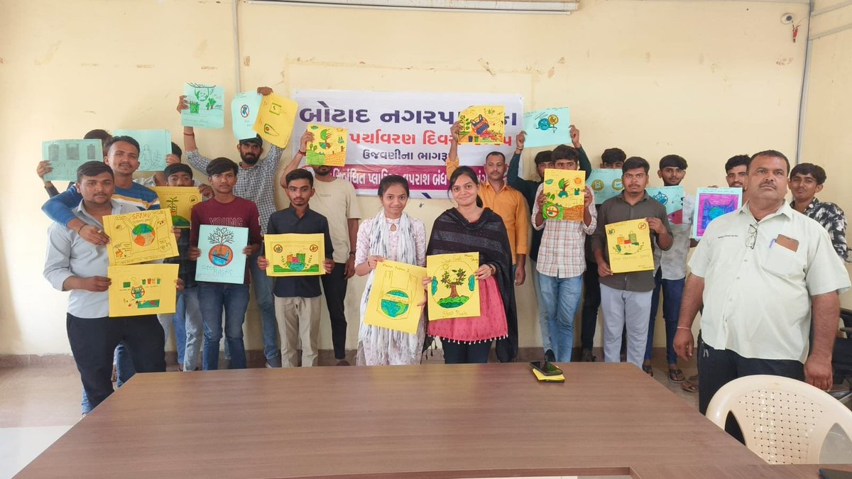 Info Botad GoG (@infobotadgog) on Twitter photo પ્રતિબંધિત પ્લાસ્ટિકનો ઉપયોગ બંધ કરવા અંગે જનજાગૃતિ લાવવા માટે ITIના વિદ્યાર્થીઓ વચ્ચે ચિત્ર સ્પર્ધા યોજાઈ
#WorldEnvironmentDay #WorldEnvironmentDay2025 #TreePlantation <a href="/CMOGuj/">CMO Gujarat</a> <a href="/InfoGujarat/">Gujarat Information</a> <a href="/Collectorbotad/">Collector & DM Botad</a> <a href="/DDOBOTAD/">District Panchayat office Botad</a> <a href="/BhanubenMLA/">Bhanuben Babariya</a> <a href="/SP_Botad/">Botad District Police</a> <a href="/Nimu_Bambhaniya/">Nimuben Bambhaniya</a> પ્રતિબંધિત પ્લાસ્ટિકનો ઉપયોગ બંધ કરવા અંગે જનજાગૃતિ લાવવા માટે ITIના વિદ્યાર્થીઓ વચ્ચે ચિત્ર સ્પર્ધા યોજાઈ
#WorldEnvironmentDay #WorldEnvironmentDay2025 #TreePlantation <a href="/CMOGuj/">CMO Gujarat</a> <a href="/InfoGujarat/">Gujarat Information</a> <a href="/Collectorbotad/">Collector & DM Botad</a> <a href="/DDOBOTAD/">District Panchayat office Botad</a> <a href="/BhanubenMLA/">Bhanuben Babariya</a> <a href="/SP_Botad/">Botad District Police</a> <a href="/Nimu_Bambhaniya/">Nimuben Bambhaniya</a>