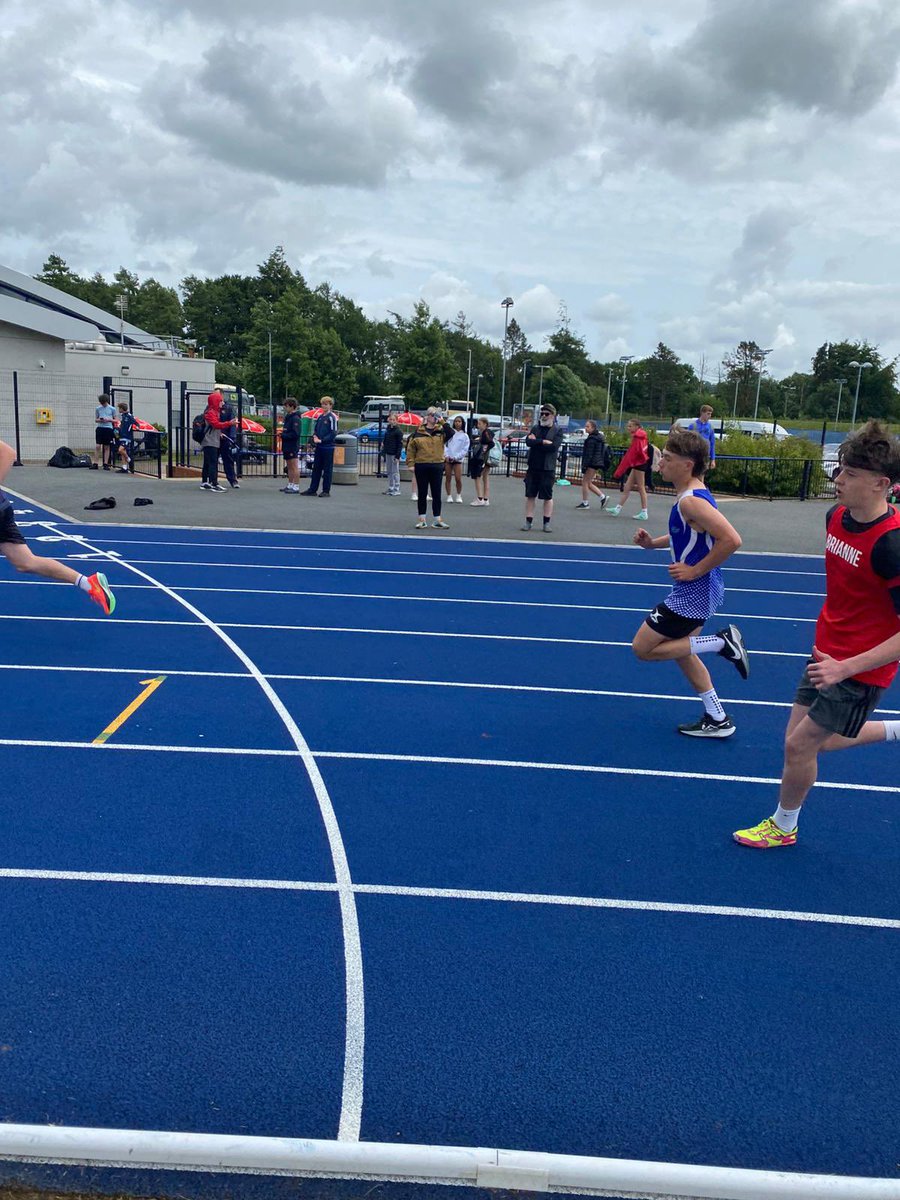 MrPJWilliamsPE (@mrpjwilliamspe1) on Twitter photo πββοΈ πββοΈ Ardderchog π
Yesterday these pupils represented Pembrokeshire in the Dyfed Schools Atheltixs Championships.
Very proud of their achievements #bluewave π΅βͺοΈ
<a href="/YsgolGreenhill/">Ysgol Greenhill School</a> <a href="/CarmsHarriers/">Carmarthen Harriers | Harriers Caerfyrddin</a> πββοΈ πββοΈ Ardderchog π
Yesterday these pupils represented Pembrokeshire in the Dyfed Schools Atheltixs Championships.
Very proud of their achievements #bluewave π΅βͺοΈ
<a href="/YsgolGreenhill/">Ysgol Greenhill School</a> <a href="/CarmsHarriers/">Carmarthen Harriers | Harriers Caerfyrddin</a>