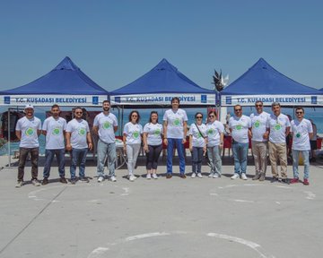 Takas Dükkanı İçinden Bir Görüntü