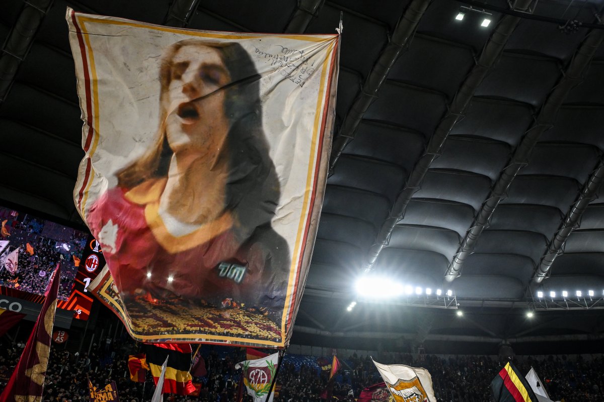 𝐀𝐧𝐭𝐨𝐧𝐢𝐨 per sempre con noi

#ASRoma