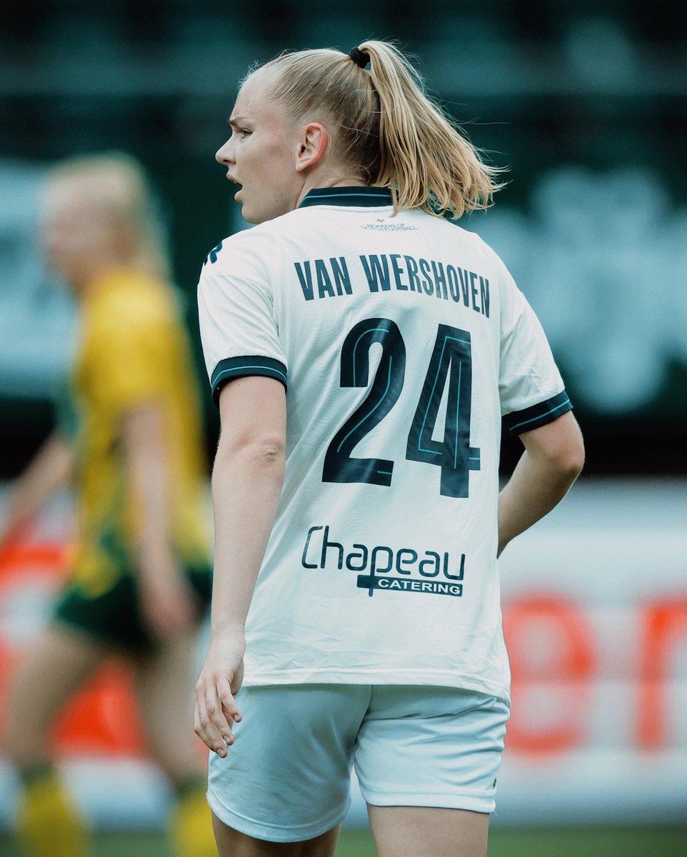 Own the last one.

Vanaf nu kan je via <a href="/MatchWornShirt/">MatchWornShirt</a> bieden op de laatste gedragen shirtjes van onze vrouwen.