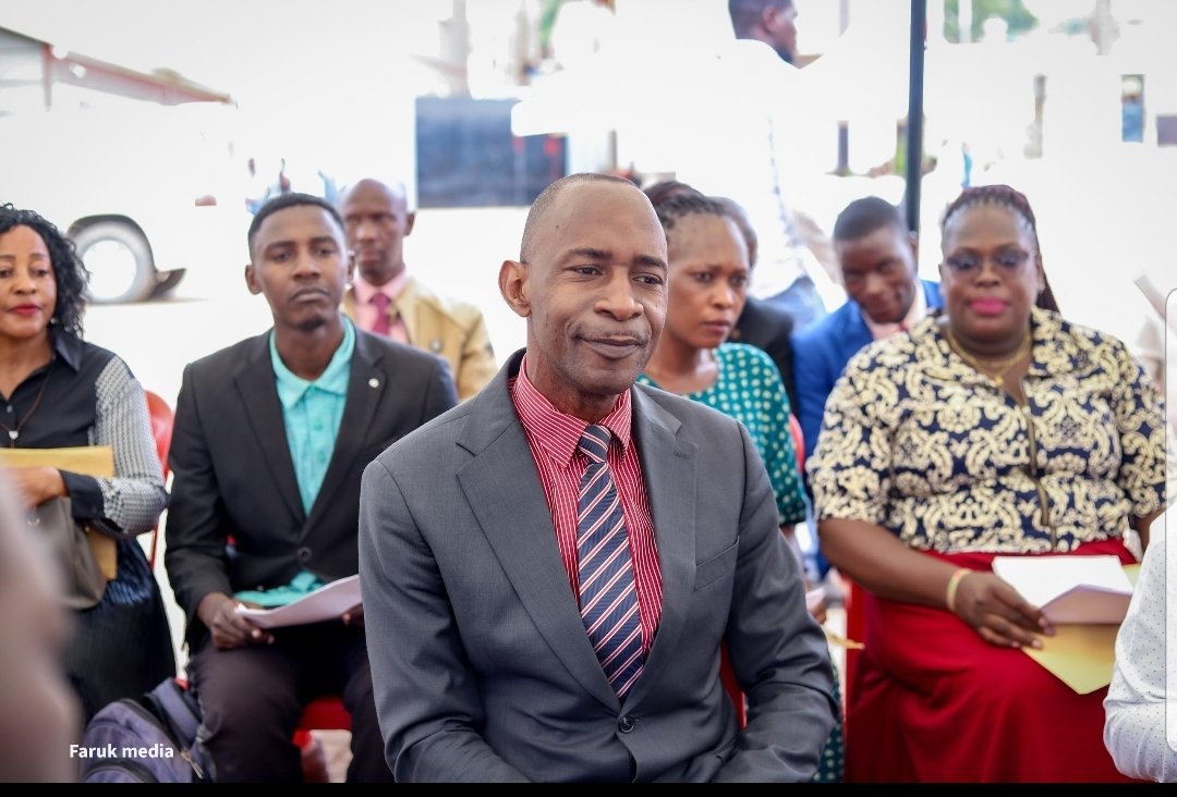 Stash💫💋 (@stashakomugisha) on Twitter photo Hon Luttamaguzi..now a member of the <a href="/NUP_Ug/">National Unity Platform</a> ..
Today is the second day of EMC receiving expresses of interest forms from aspiring candidates at the secretariat... Hon Luttamaguzi..now a member of the <a href="/NUP_Ug/">National Unity Platform</a> ..
Today is the second day of EMC receiving expresses of interest forms from aspiring candidates at the secretariat...