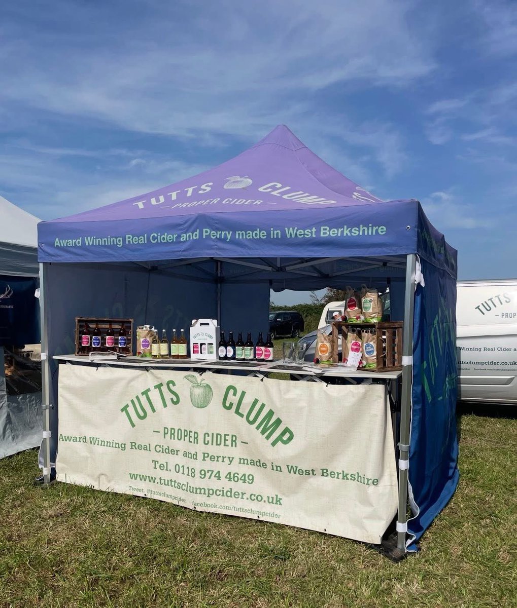tuttsclumpcider's tweet photo. This weekend we will be at The Stoke Row Steam Rally! 

A great day out for all the family! 🚜 🎠🍦

Come and enjoy a pint 🍻 

https://t.co/v85pRSWPi2

#stokerowsteamrally #tuttsclumpcider #supportlocal https://t.co/Q5iRWdnElb