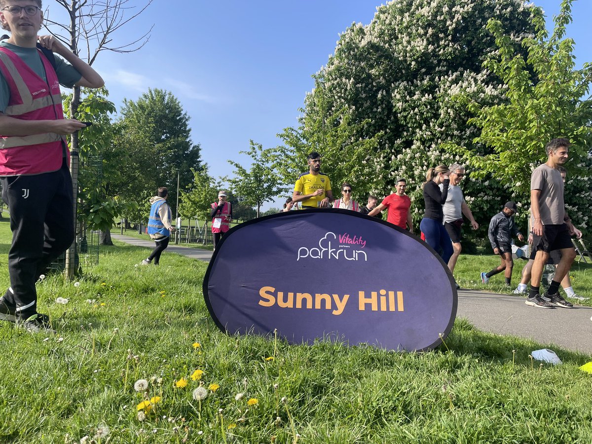 mvizcayc's tweet image. @SunnyHillprkrun you come for the &apos;sunny&apos;, and you stay because you&apos;re too tired from the &apos;hill&apos; to go home. 😜JOIN US #saturdaymorning #loveparkrun #JuneFun @parkrunUK