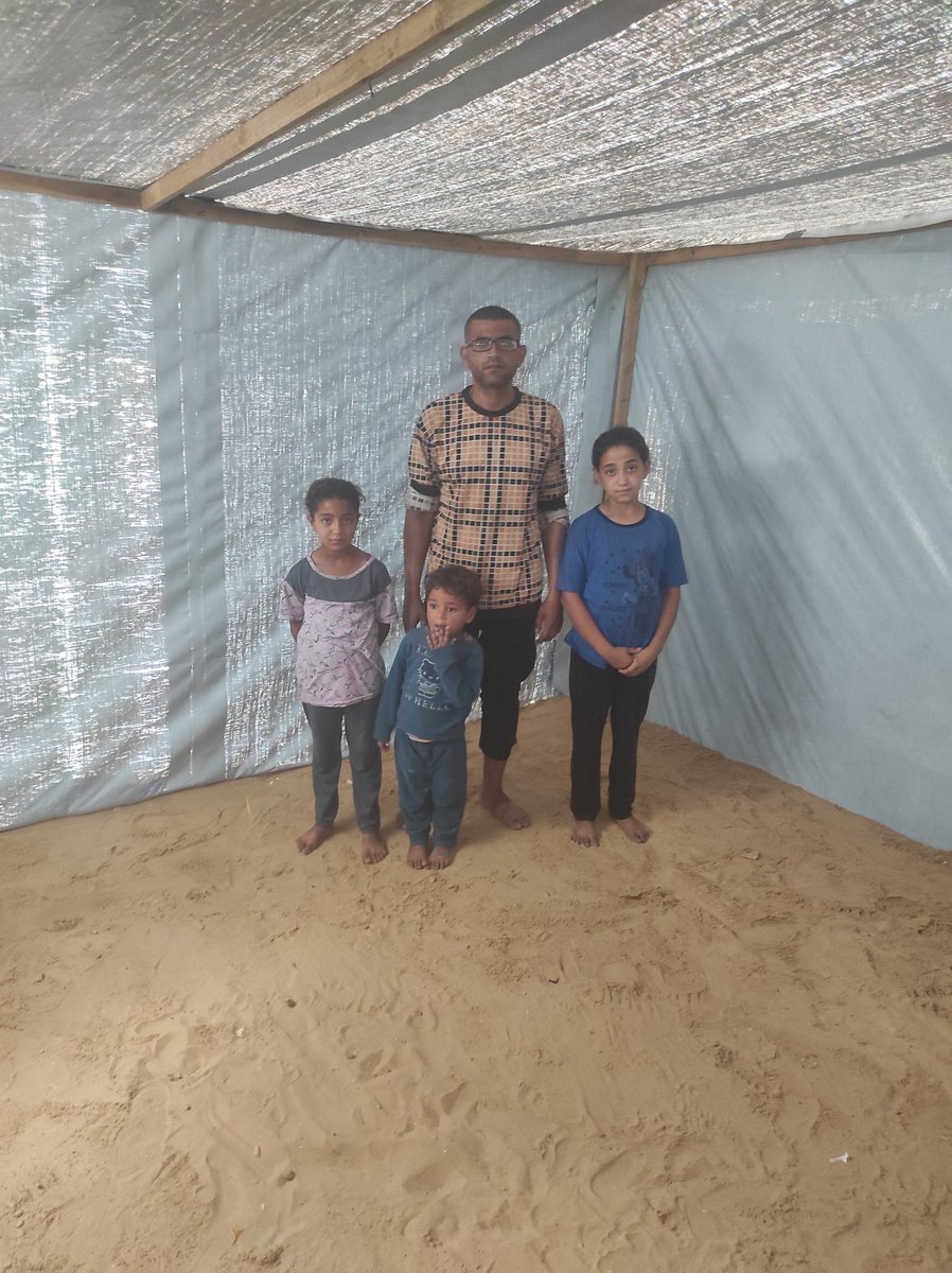 mohessa822942's tweet image. By the grace of God, the tent has been purchased, and we thank the generous sister who contributed to buying the tent and saving my family from the cold and nighttime dog attacks. Hope has returned to me after finding kind-hearted people. Thank you all.