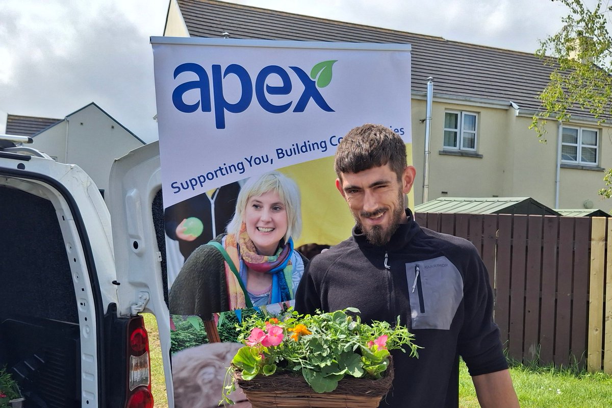 Local people from Burren Meadows #Newcastle were not afraid to roll up their sleeves at our recent planter workshop!🌼

Everyone left with a unique, handcrafted planter - perfect for bringing a splash of colour to their homes. #TenantEngagement