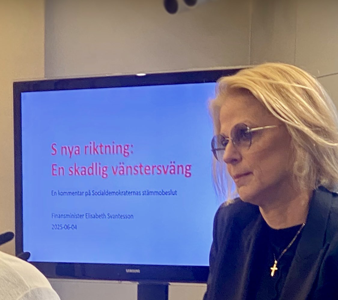 För att ha granskat S nya politik så ingående som påstås, har  finansministern dålig koll på S har haft partikongress och inte partistämma. 
Stämma håller aktiebolag, M och C.